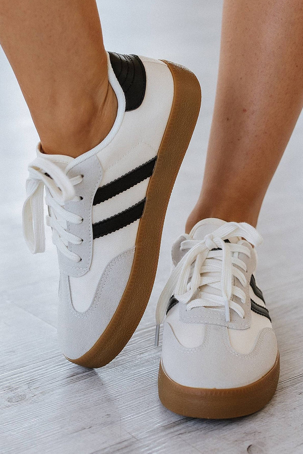 White Striped Lace-up Flat Sneakers